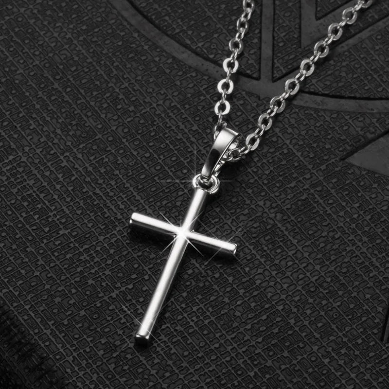 Colar Crucifixo Médio Prata