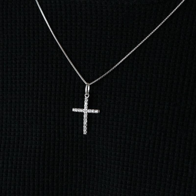 Colar Crucifixo Cravejado Médio
